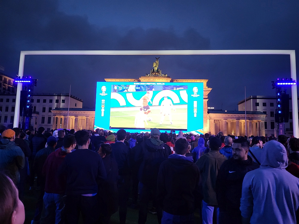 Du musst nach Berlin. Da jehörste hin!
