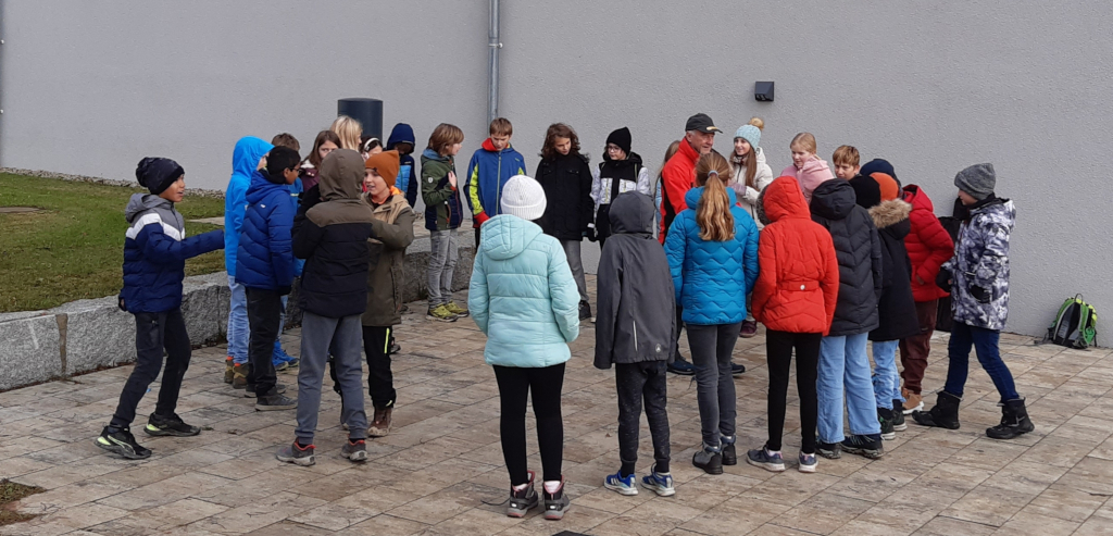 Nicht mehr alle Tassen im Schrank.... Klassen 5c und 5d im Schullandheim in Weißenstadt