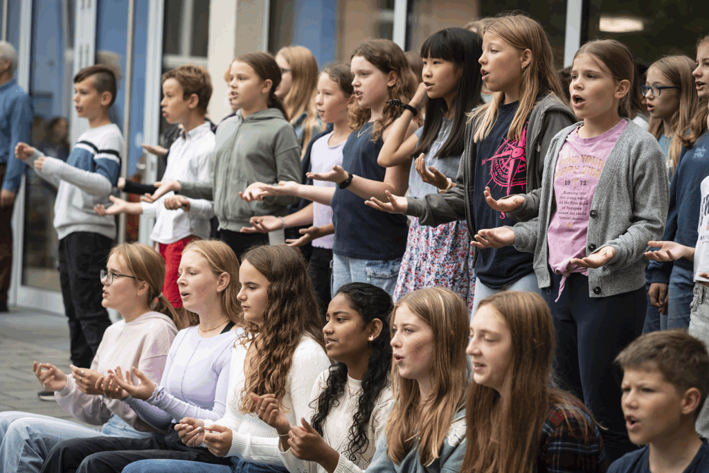 Erster Schultag für rund 180 Fünftklässler am ASG