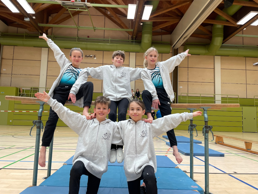 Das ASG war mit zwei Mannschaften auf dem Landesfinale Turnen in Nördlingen vertreten