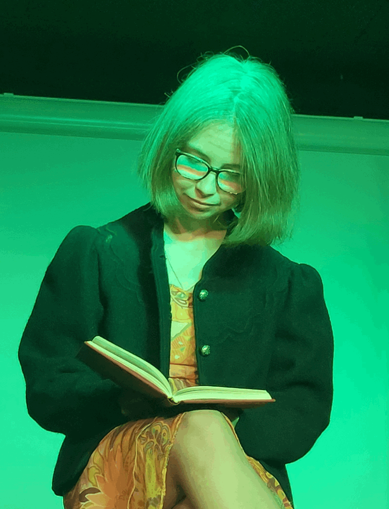 Bunt, nicht nur im Theaterkeller!