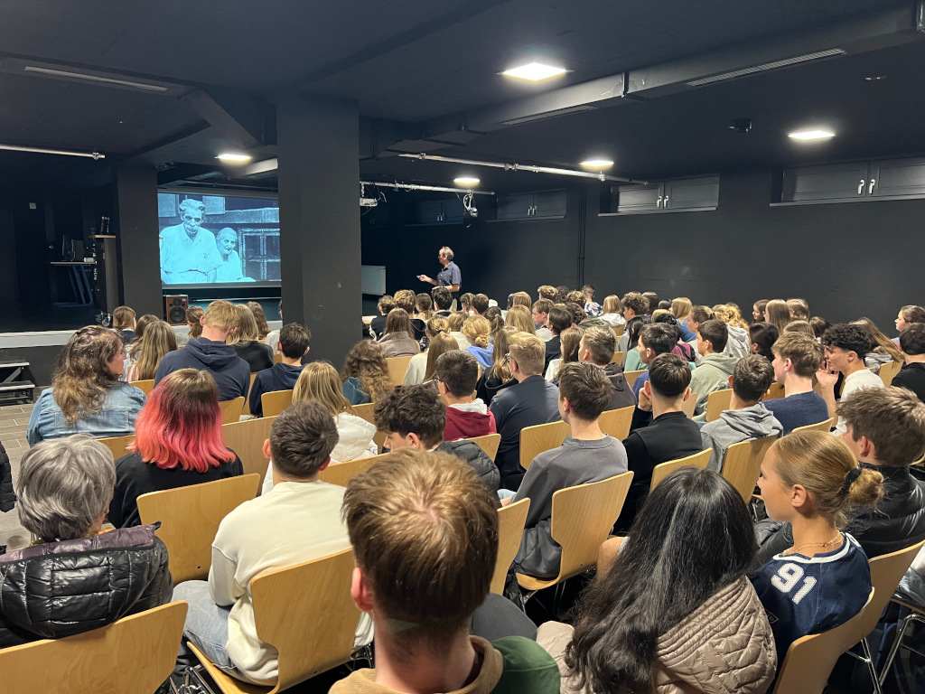 Lesung mit Alois Prinz: Albert Schweitzer – ein radikal menschliches Leben