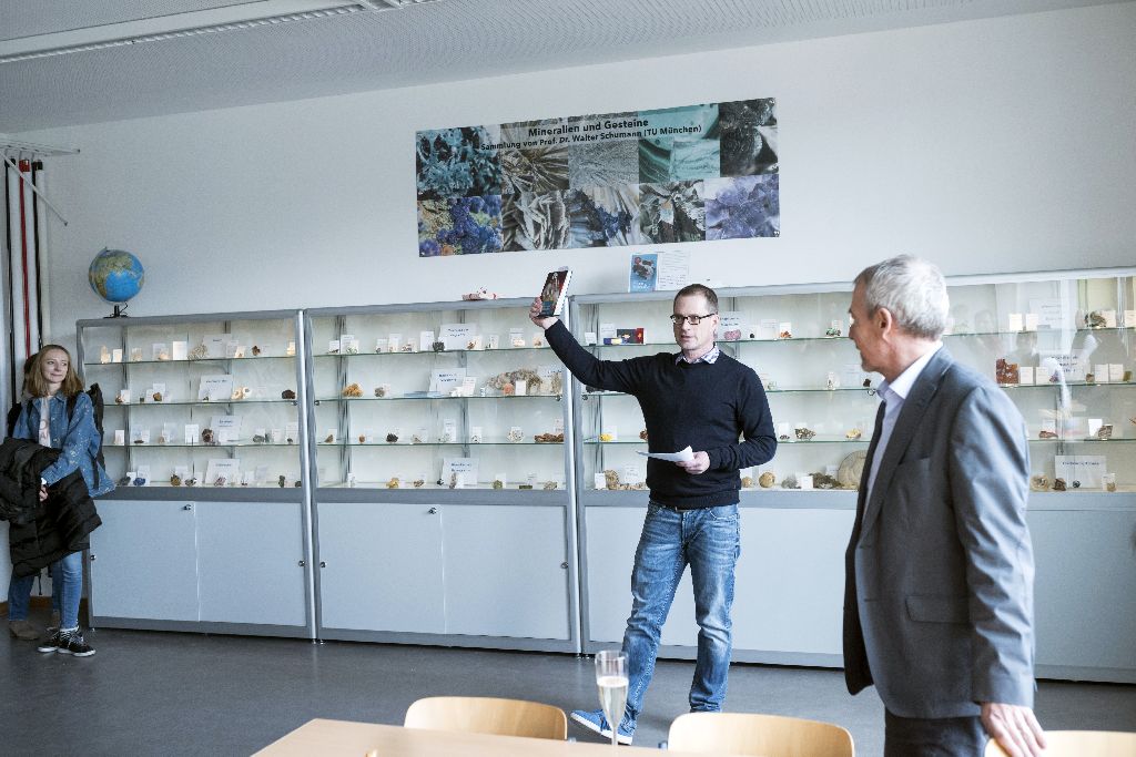 Mineraliensammlung feierlich eröffnet