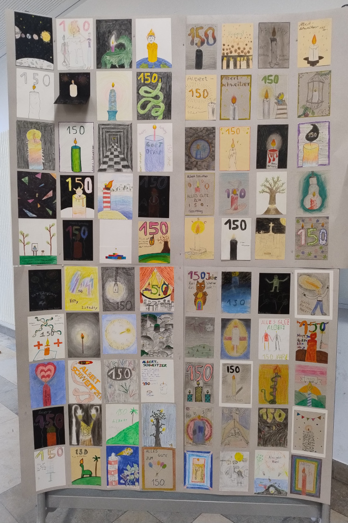 &Uuml;ber 150 Karten f&uuml;r Albert Schweitzer