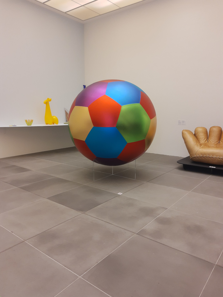 Die Q12 im Neuen Museum N&uuml;rnberg: Design und zeitgen&ouml;ssische Kunst