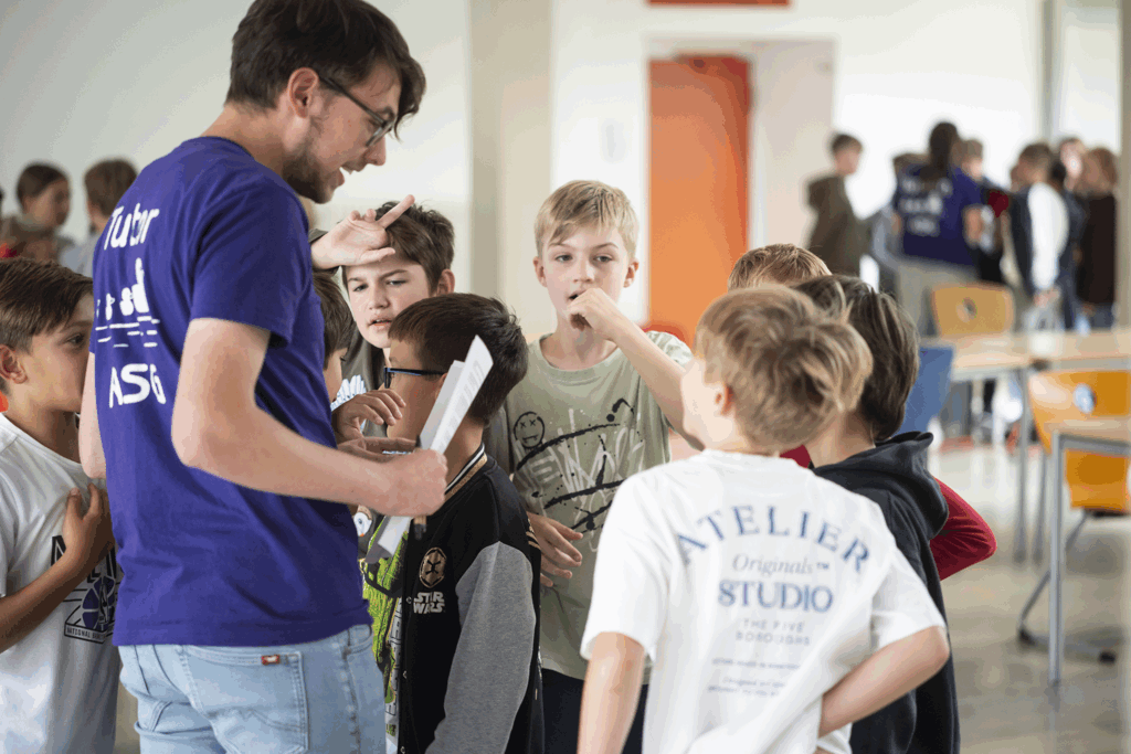 Spa&szlig;, Spannung, Gemeinschaft: Die Schulhausrallye