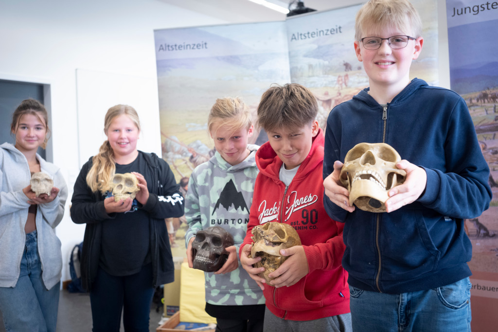 Museum im Koffer/Steinzeitwerkstatt