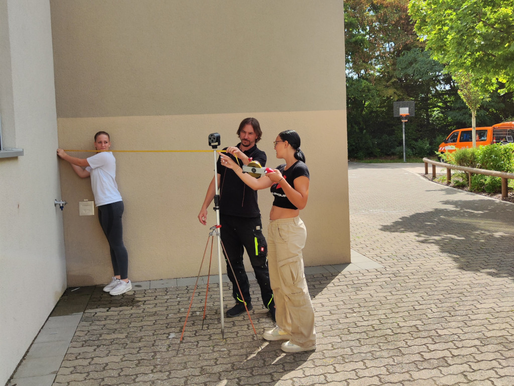 Geod&auml;sie zum Anfassen f&uuml;r die 9c und die 9d