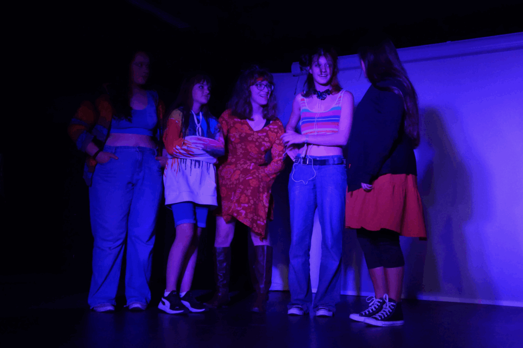 Bunt, nicht nur im Theaterkeller!