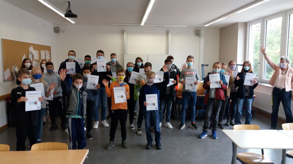 Besser sp&auml;t als nie &ndash; Siegerehrung Diercke Wissen