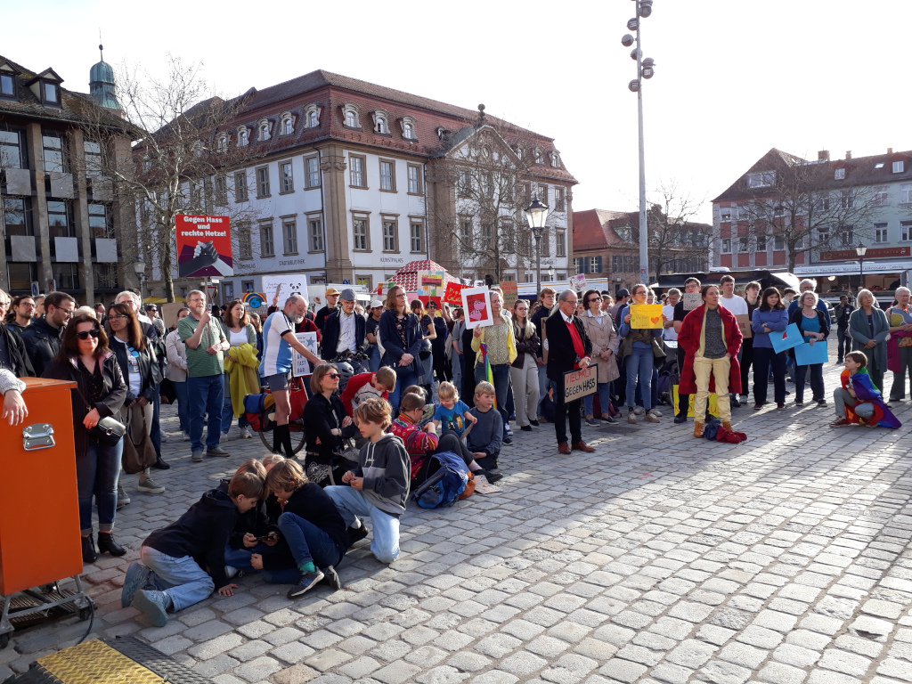 Demo - Bunt gegen Rassismus
