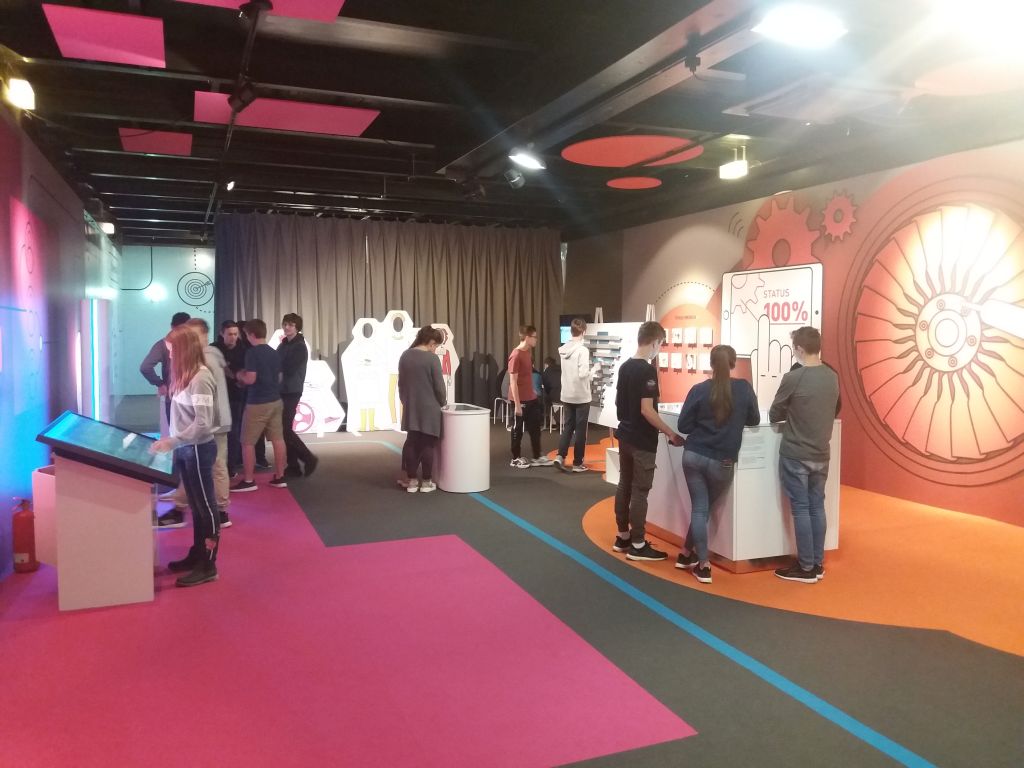 Schiff ahoi! Besuch auf der MS Wissenschaft