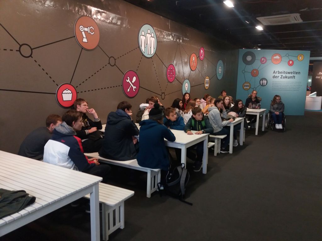 Schiff ahoi! Besuch auf der MS Wissenschaft