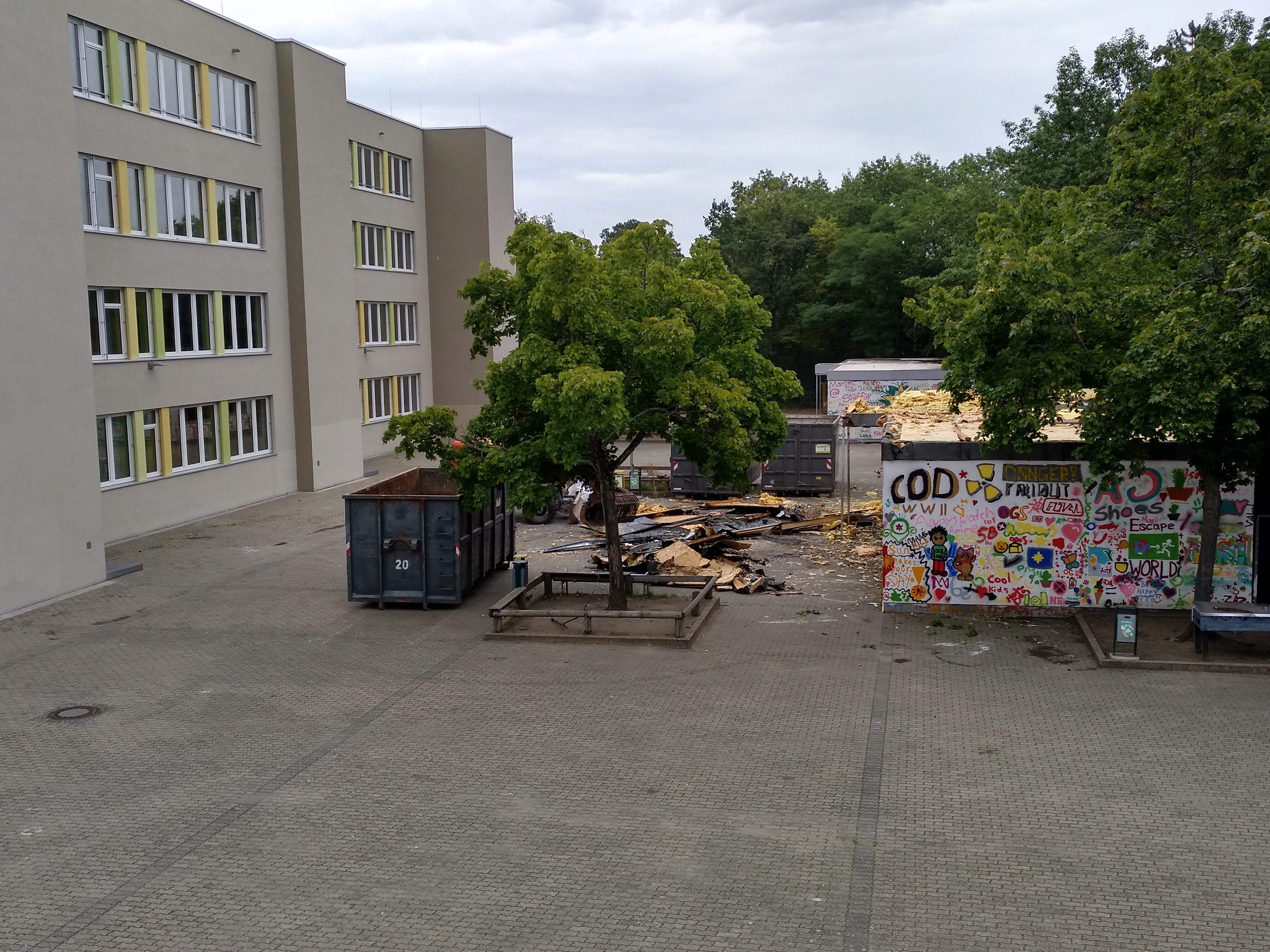 Platz f&uuml;r den neuen Pausenhof!