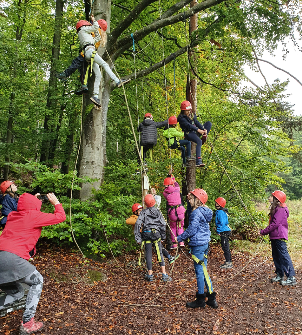 5a & 5b unterwegs ins Schullandheim