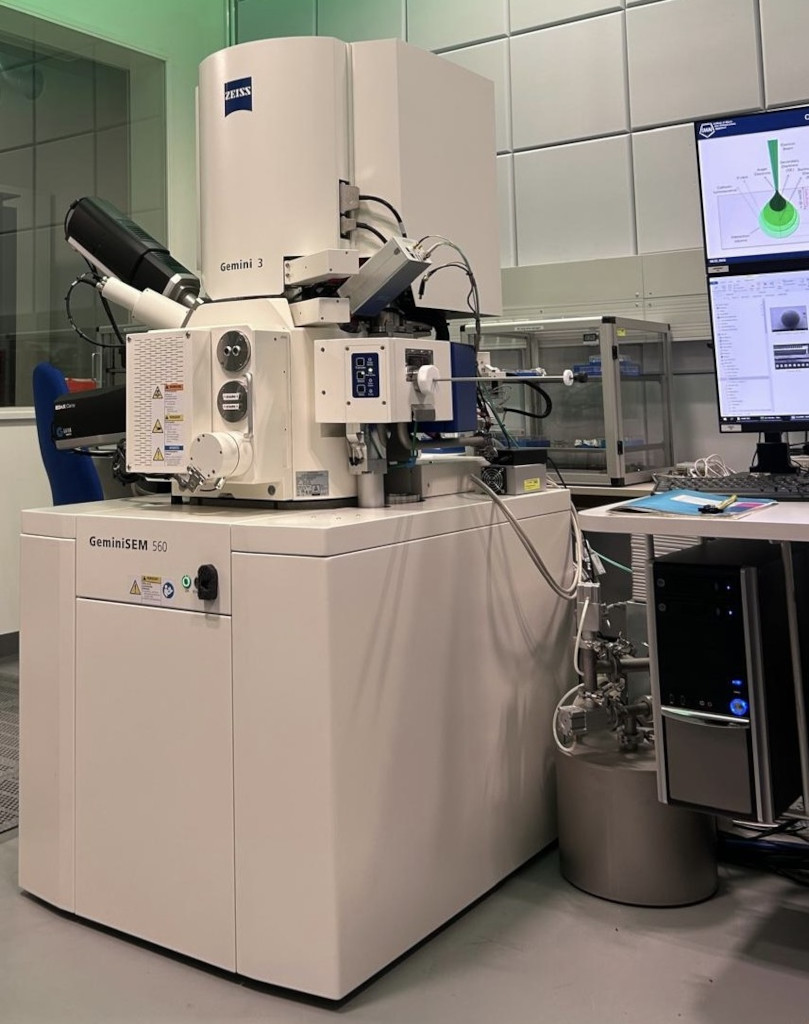 Besuch bei der FAU: Atome sichtbar machen und Zukunft gestalten!