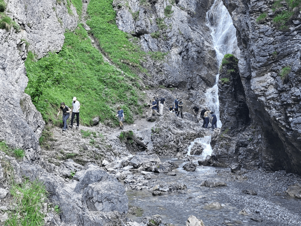 Einmal zu Fu&szlig; &uuml;ber die Alpen