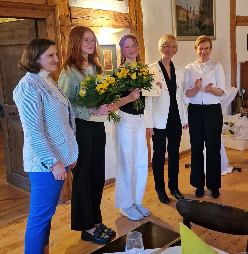 Nefeli erh&auml;lt Zonta-Preis