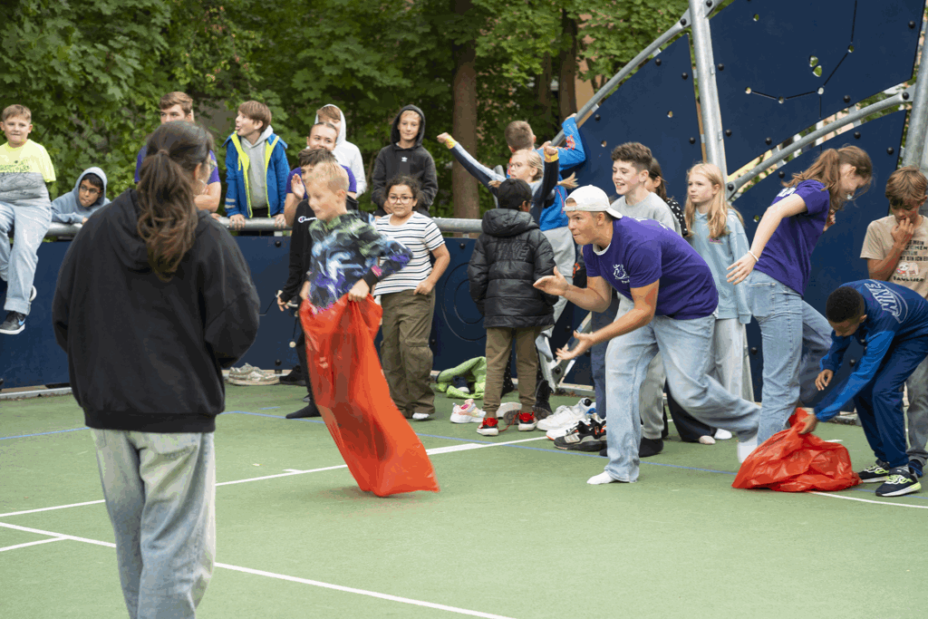 Spa&szlig;, Spannung, Gemeinschaft: Die Schulhausrallye