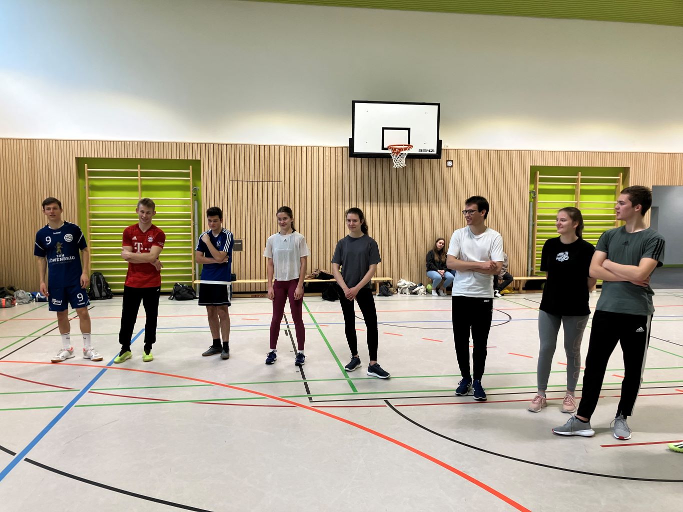 Sportliches Ehemaligen-Treffen