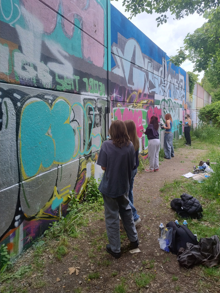 Spr&uuml;haktion des P-Seminars Legales Graffiti