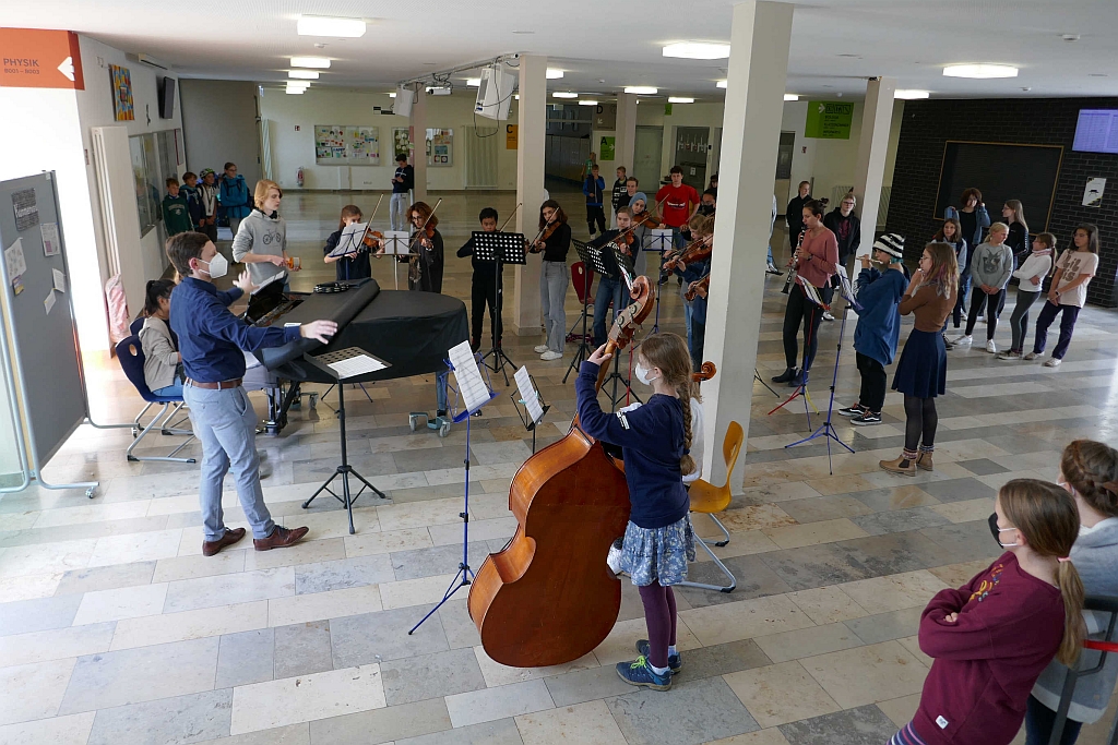 T&uuml;ren auf zum Atrium