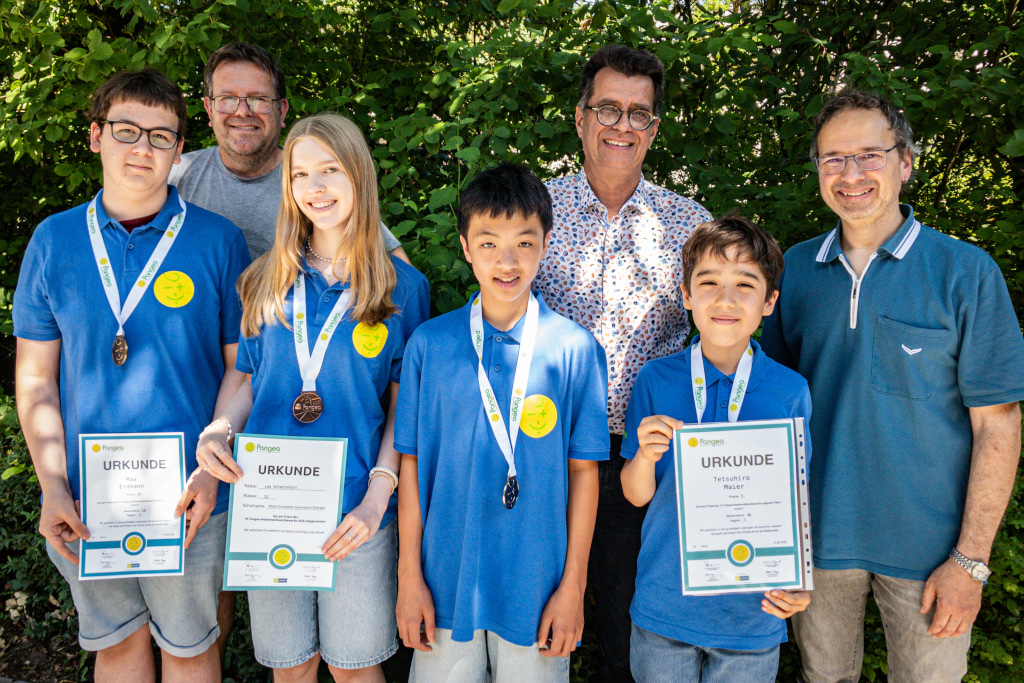 Vier Finalisten beim Pangea-Mathematik-Wettbewerb