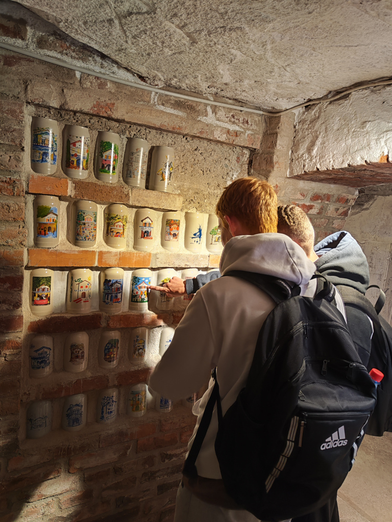 Welchen Einfluss hatte die Erfindung des K&uuml;hlschranks mit der Geschichte Erlangens - Erlanger Kultur am Wandertag