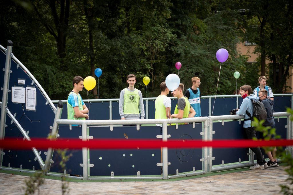 Wiederer&ouml;ffnung des sanierten Pausenhofs