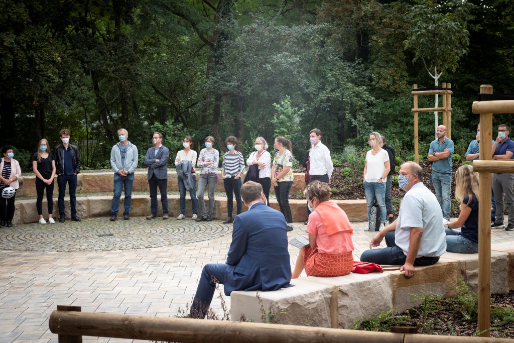 Wiederer&ouml;ffnung des sanierten Pausenhofs